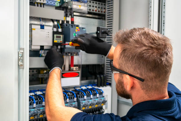 Best Licensed Electrician  in Wilmington Manor, DE